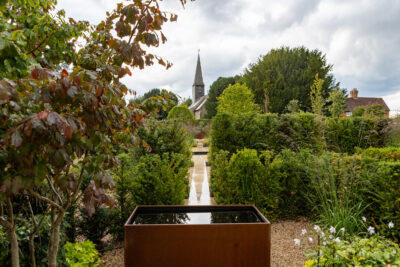 Landscape Associates An Elizabethan Garden with a Modern Twist