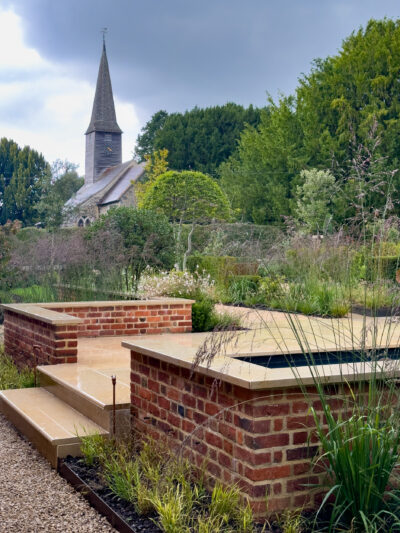 Landscape Associates An Elizabethan Garden with a Modern Twist